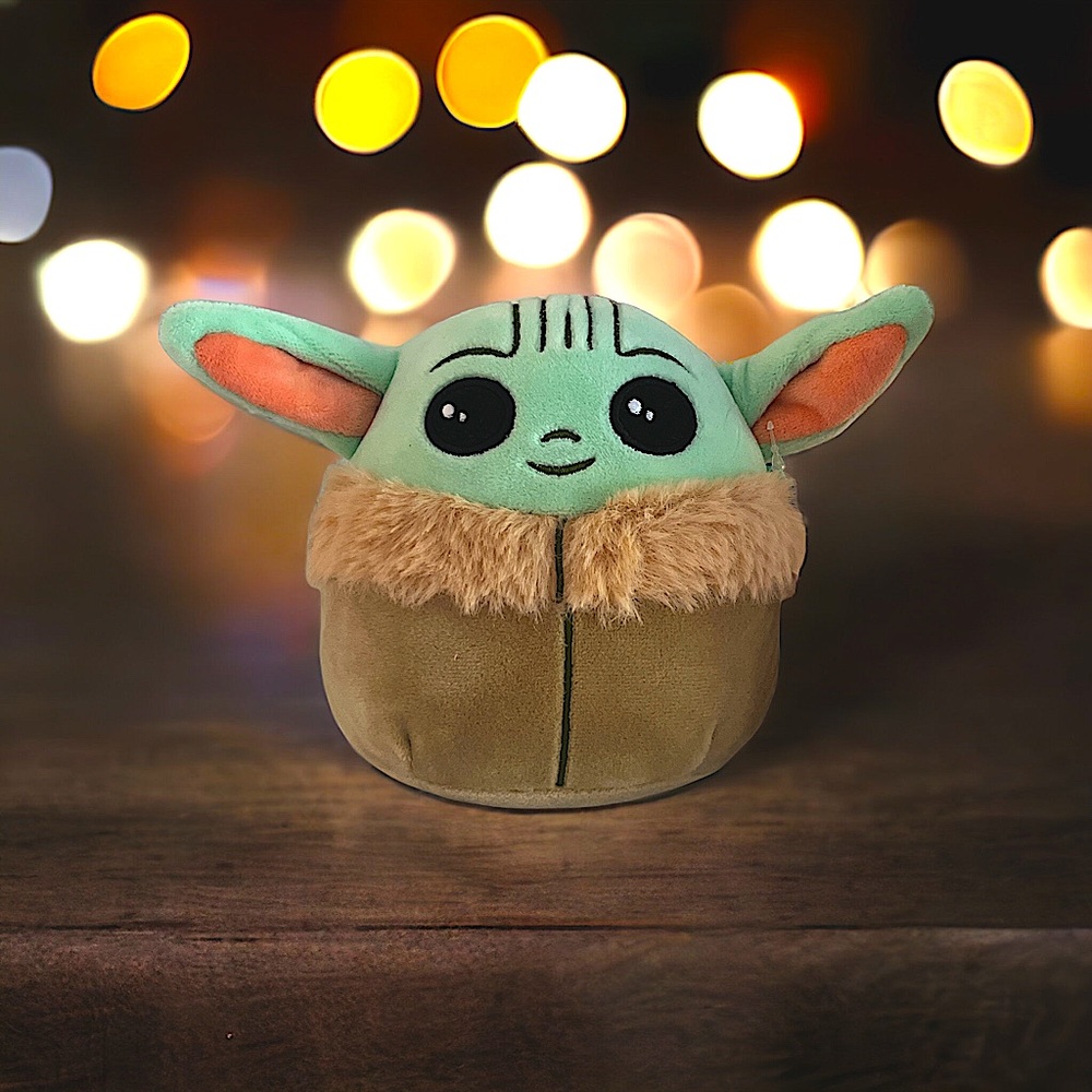 Grogu NWT Star Wars Mandalorian The Child Baby Yoda 5" Squishmellow Plush NEW
